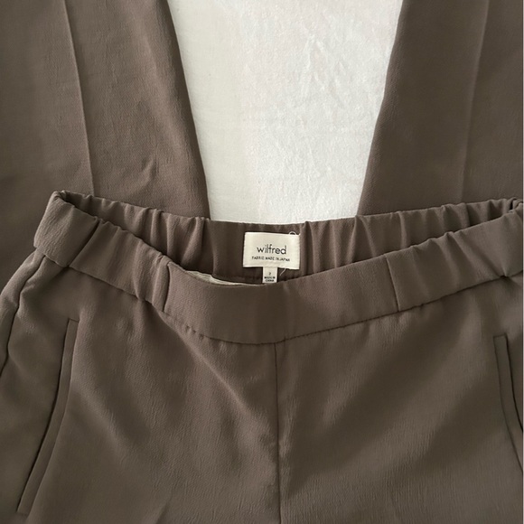 Wilfred pant- size 2 - excellent condition - Picture 4 of 5